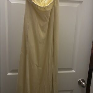 Pepper mayo light yellow dress